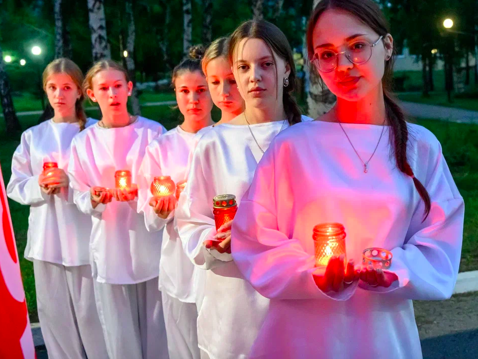 «Свеча памяти — огненные картины войны