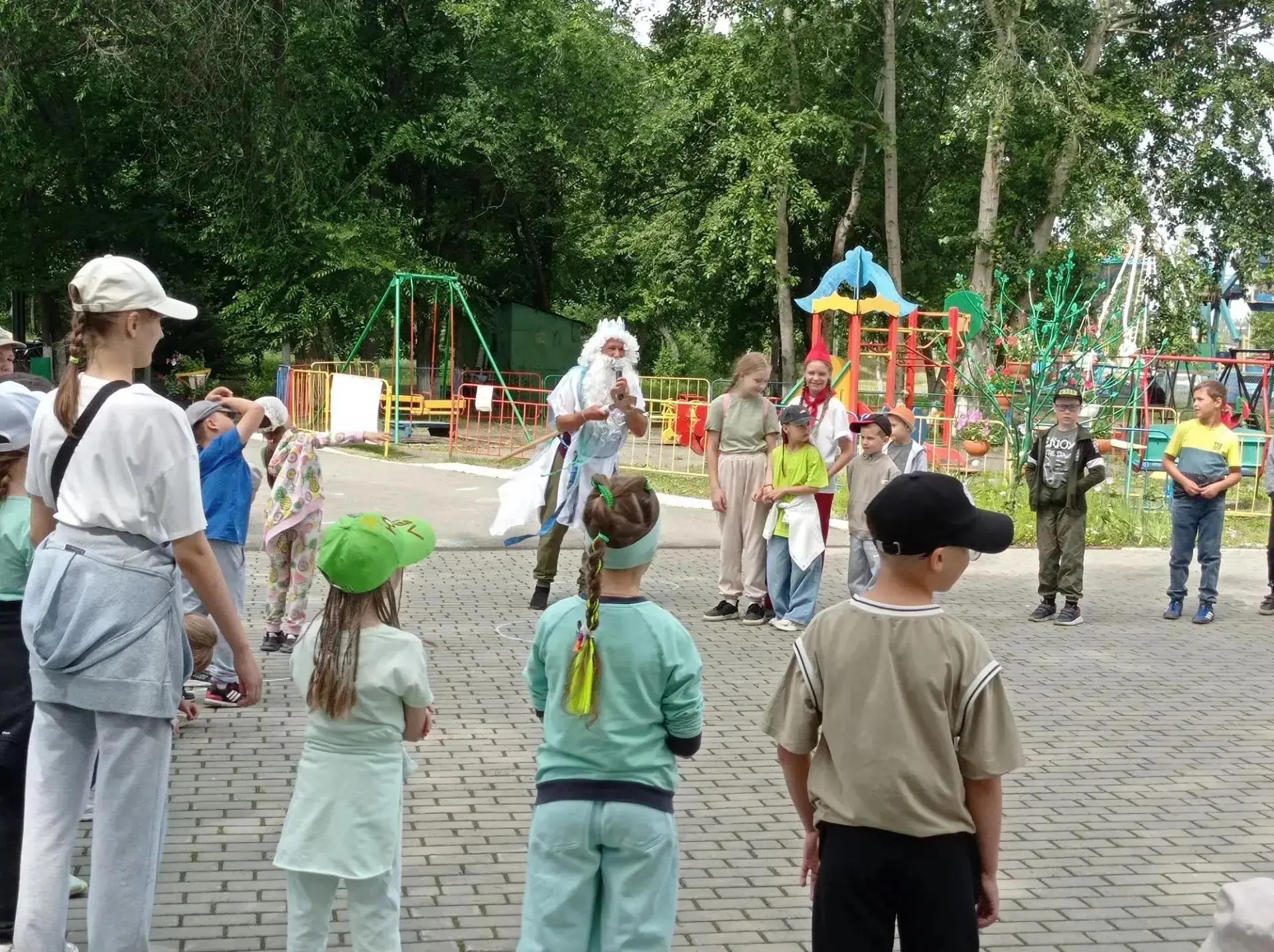 «Кто ходит в гости по утрам, тот поступает мудро»